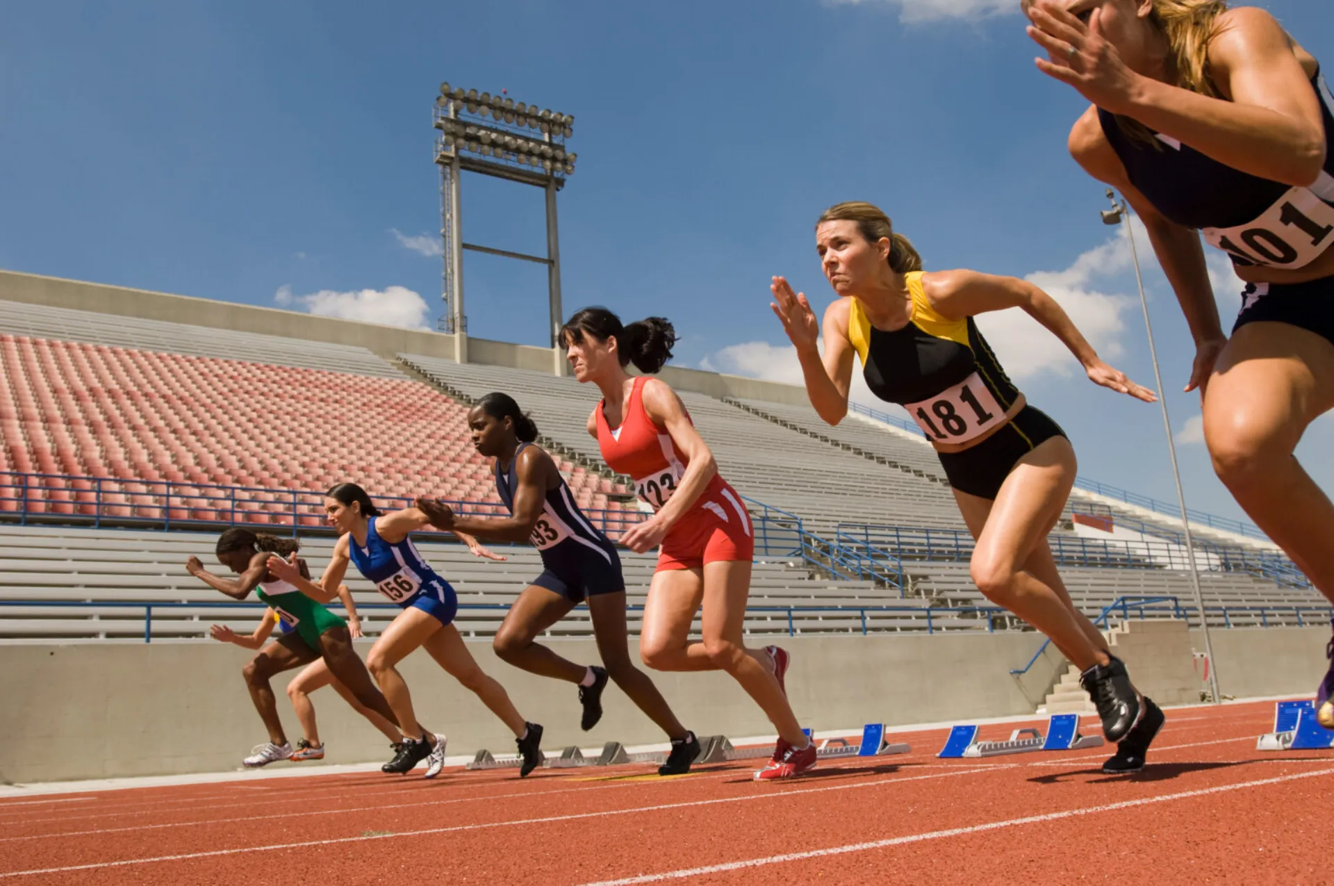 El camino de la mujer en el deporte hacia la igualdad mediática