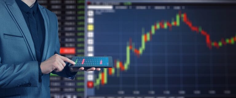 4 ejemplos de consumer insights en el sector bancario altamente eficaces